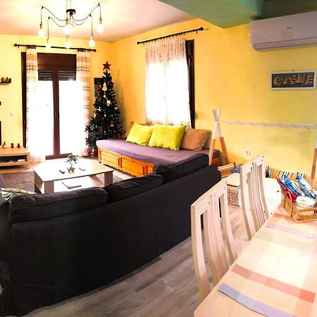 River House Wolos Zewnętrze zdjęcie